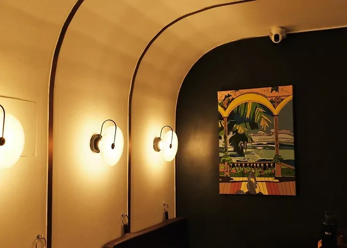 The Kin House - In Art Poblacion * Manila