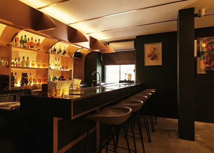 The Kin House - In Art Poblacion * Manila