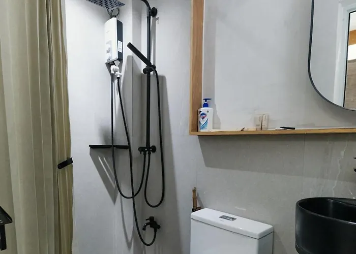 Apartment The Kin House - In Art Poblacion Manila